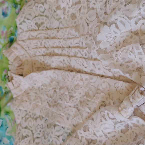 Exquisite Lace Blouse with Pintuck Front, Neck, Cuff Ruffles - Picture 6 of 8